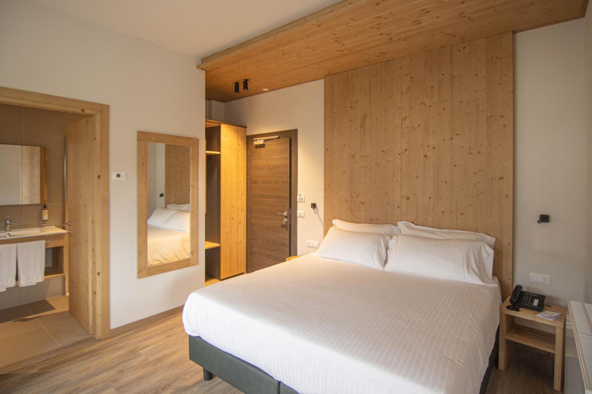 Chalet Cridola Dolomiti Experience Lorenzago Di Cadore Exterior photo